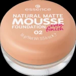 essence NATURAL MATTE MOUSSE FOUNDATION